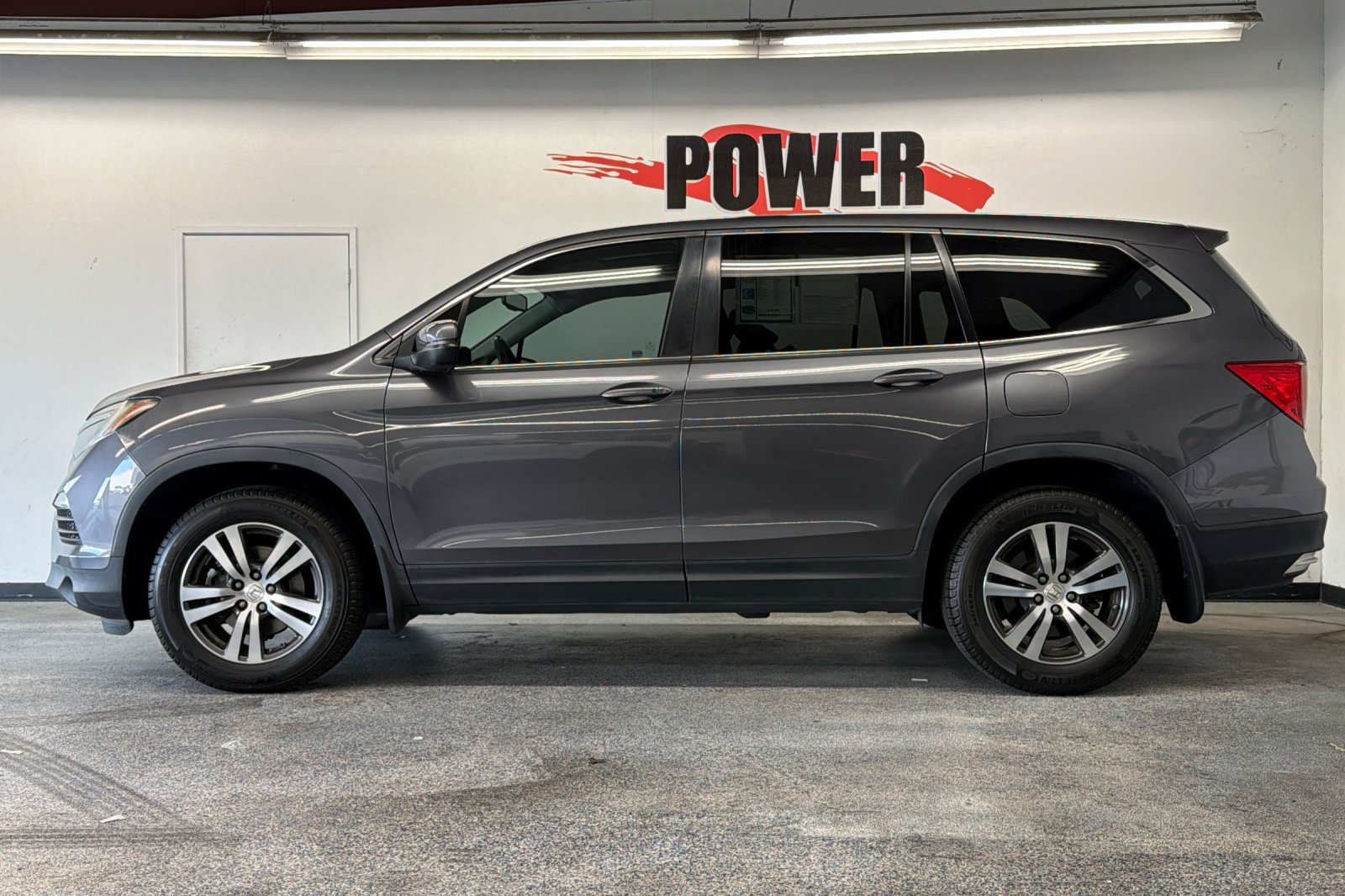 Used 2017 Honda Pilot EX-L image 6