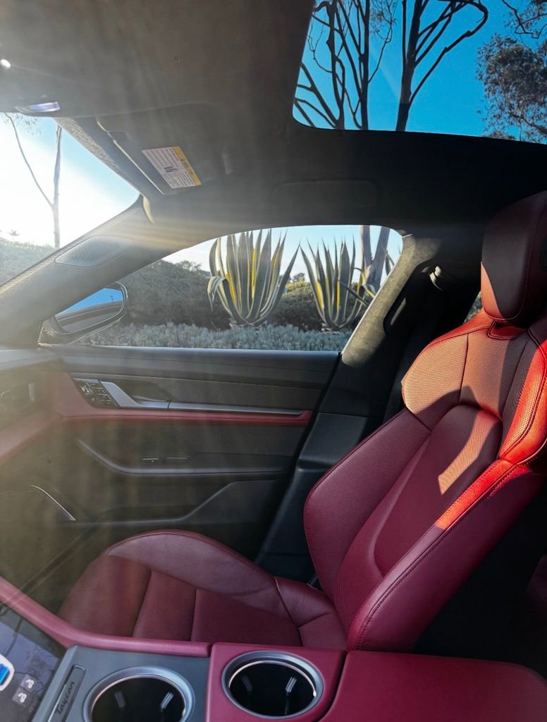 Used 2020 Porsche Taycan Turbo S image 12