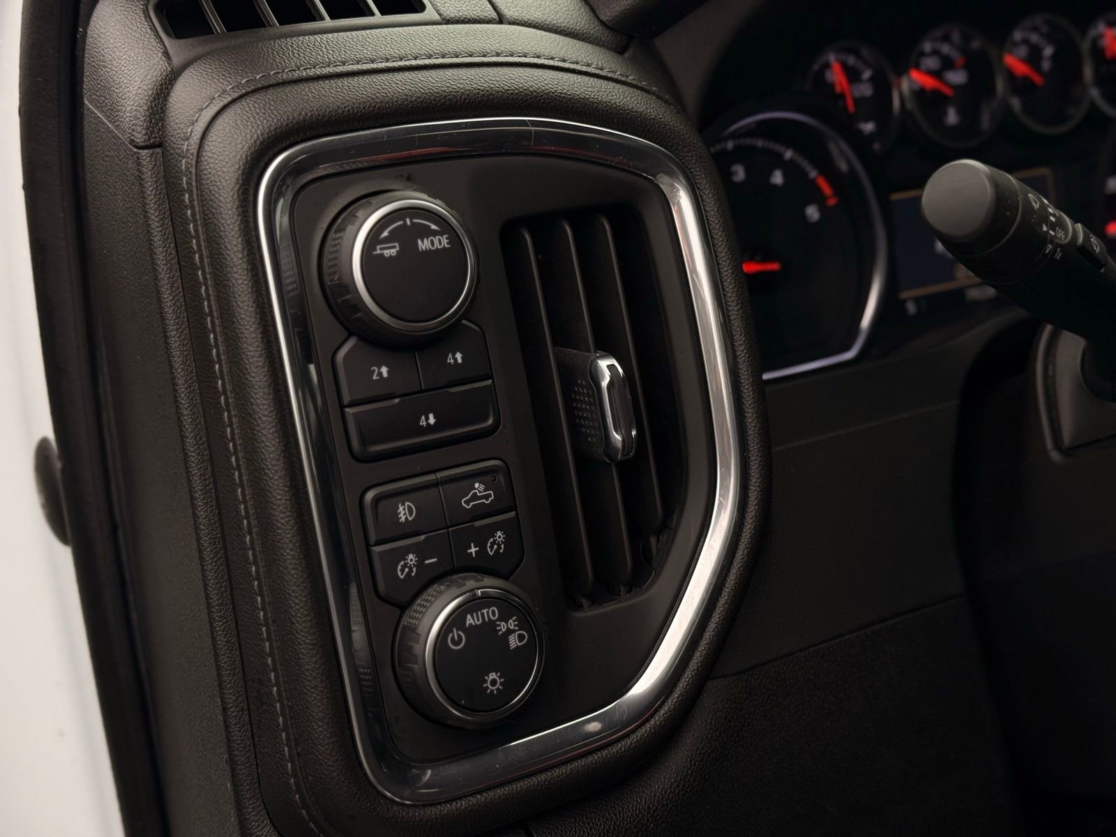 Used 2023 Chevrolet Silverado 3500 LT w/ Convenience Package image 40