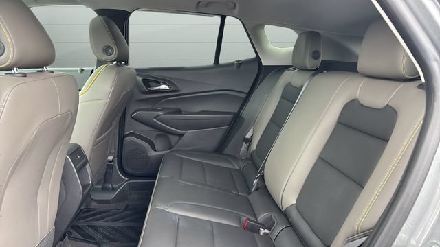 Used 2025 Chevrolet Trax ACTIV w/ Sunroof Package FWD image 26