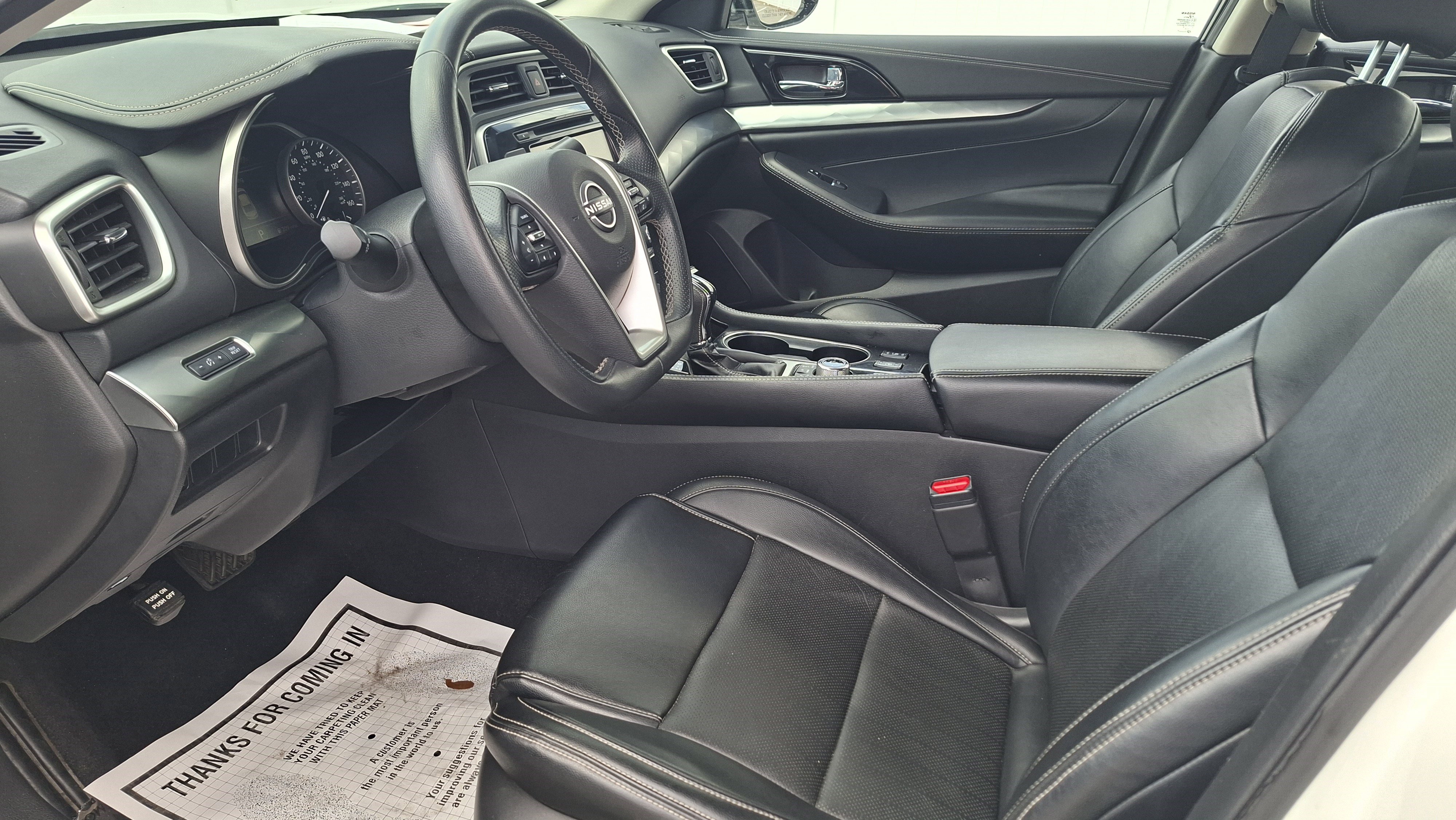 Used 2023 Nissan Maxima SV w/ Floor Mat Group FWD image 9