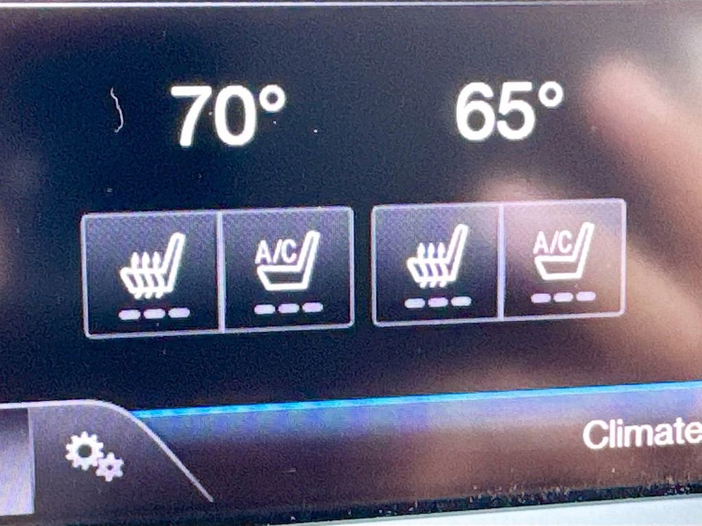 Used 2013 Ford F150 King Ranch w/ King Ranch Luxury Pkg AWD/4WD image 25