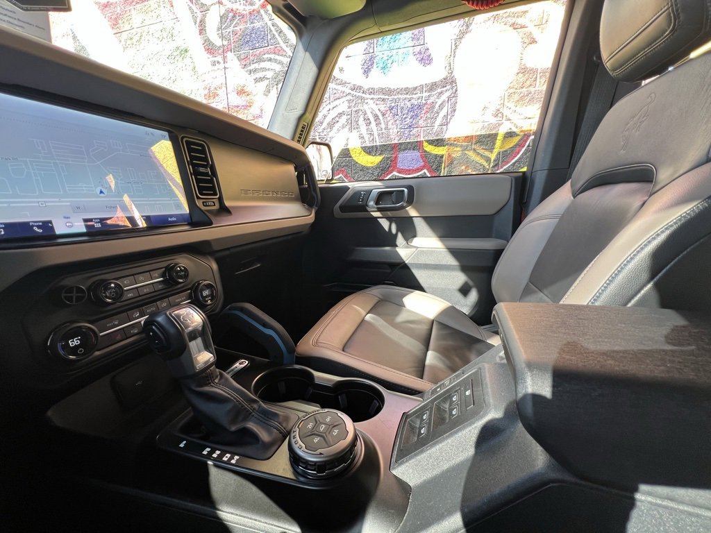 Used 2023 Ford Bronco Wildtrak image 77