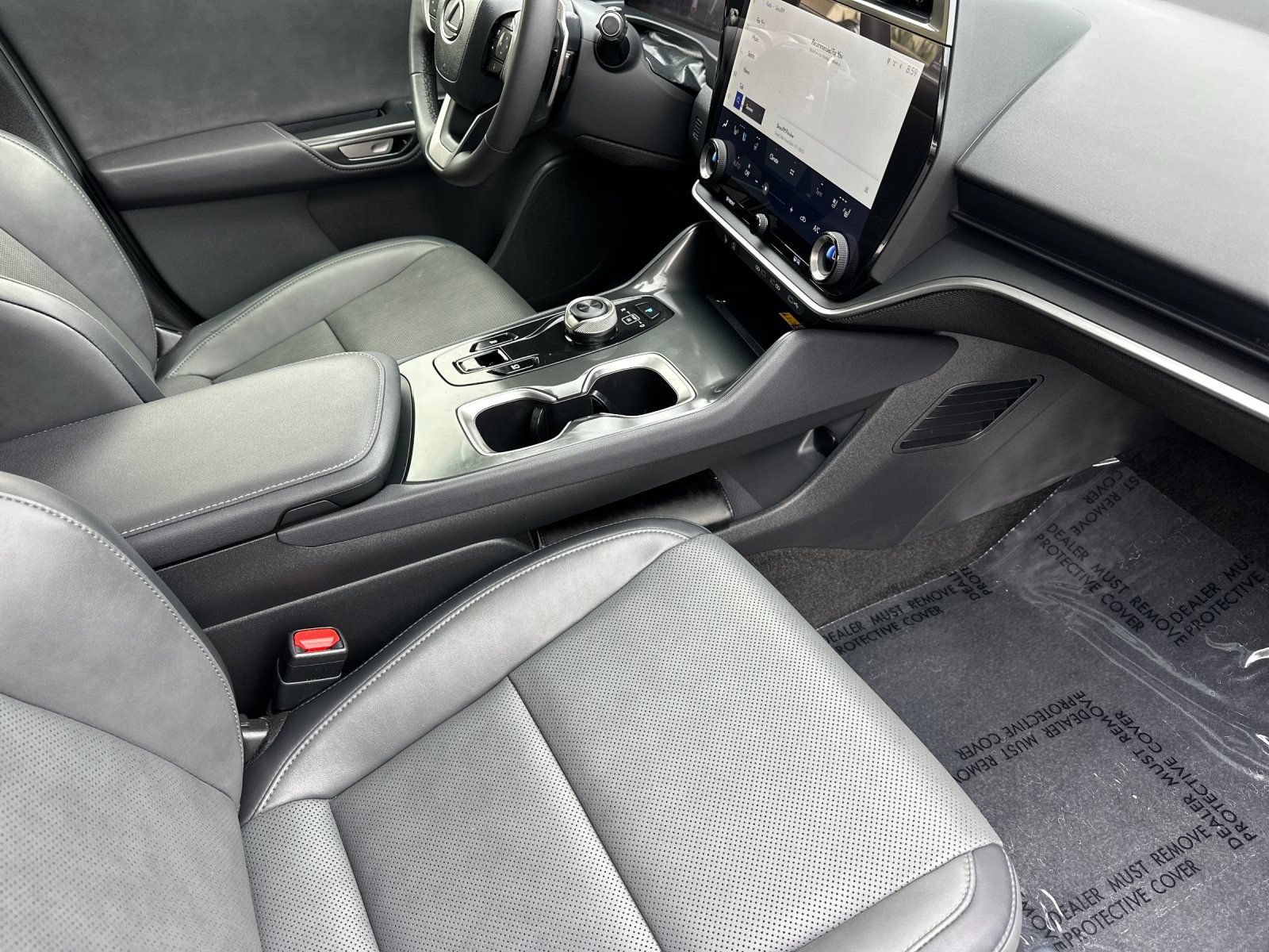 Used 2023 Lexus RZ 450e Premium w/ Technology Package AWD/4WD image 18