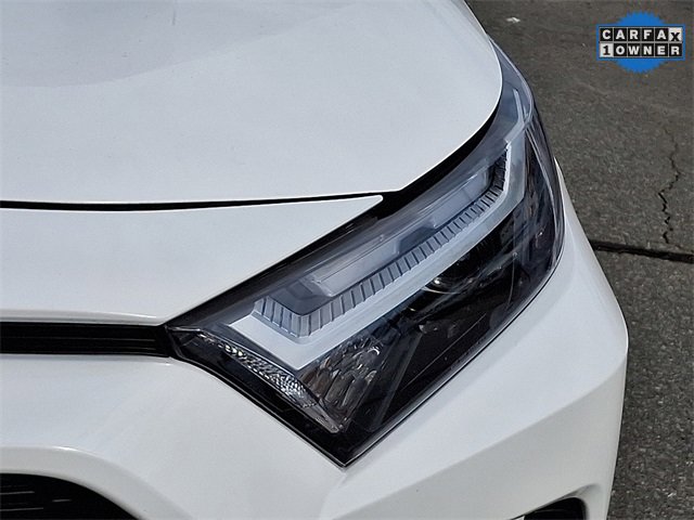 Used 2025 Toyota RAV4 XLE image 9