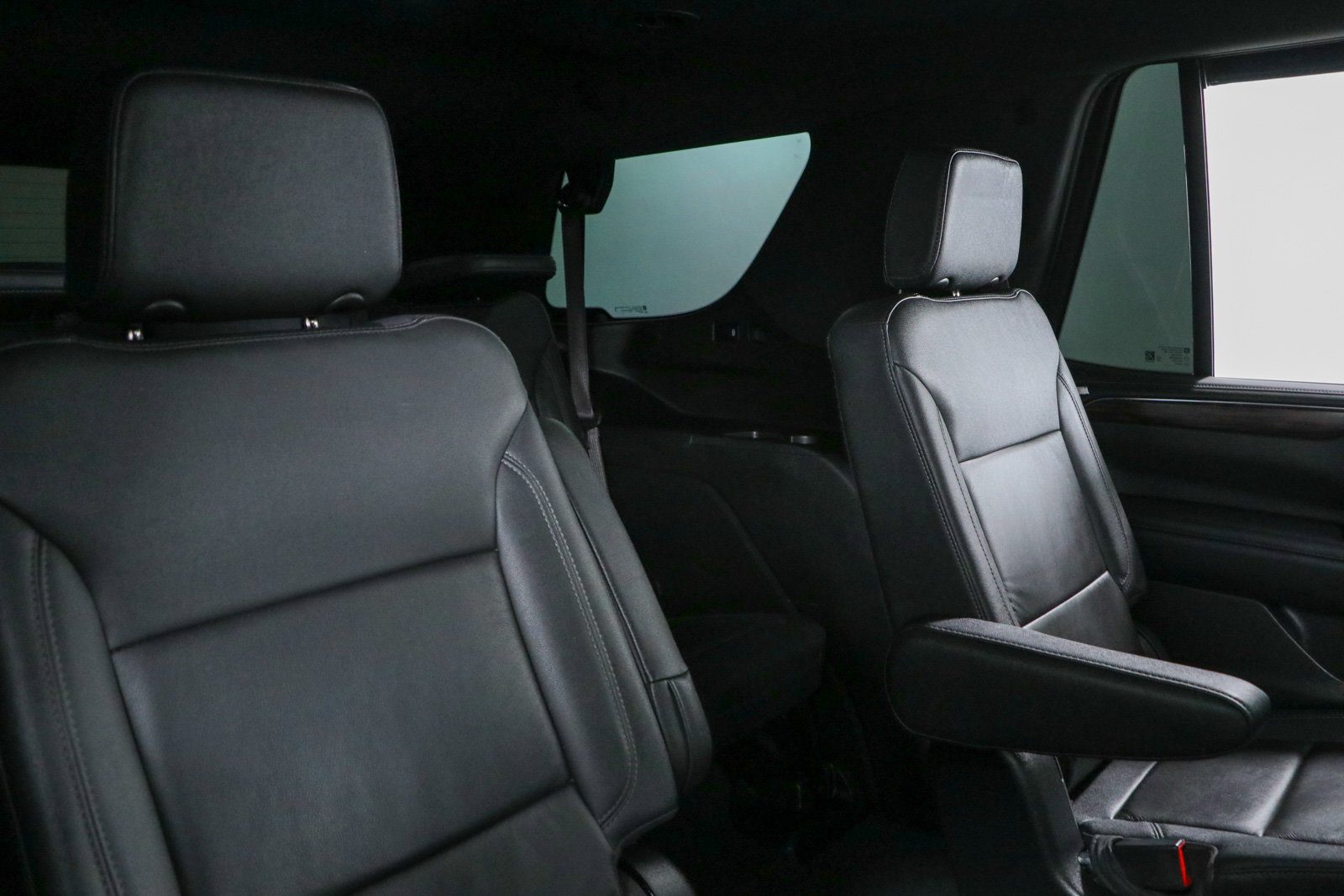 Used 2023 Chevrolet Tahoe LT w/ Luxury Package RWD image 31