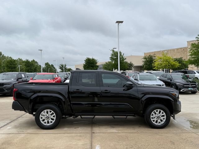 Used 2026 Toyota Tacoma SR AWD/4WD image 4
