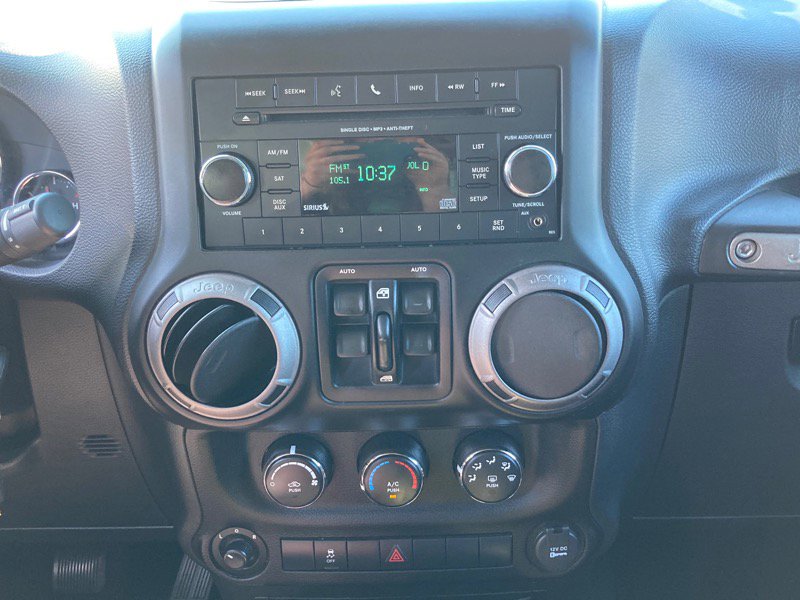 Used 2013 Jeep Wrangler Unlimited Sport image 10