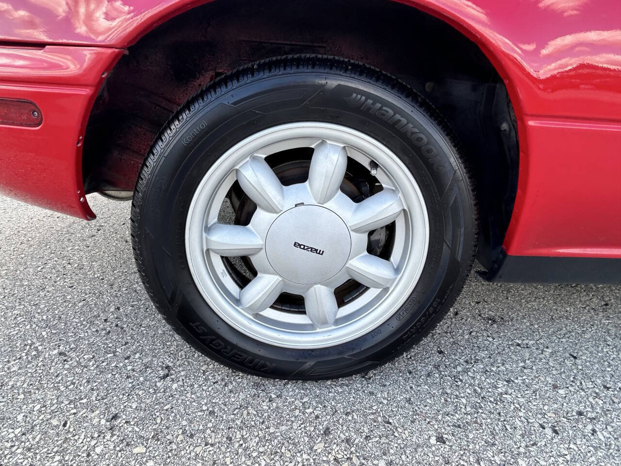 Used 1991 MAZDA MX-5 Miata RWD image 34
