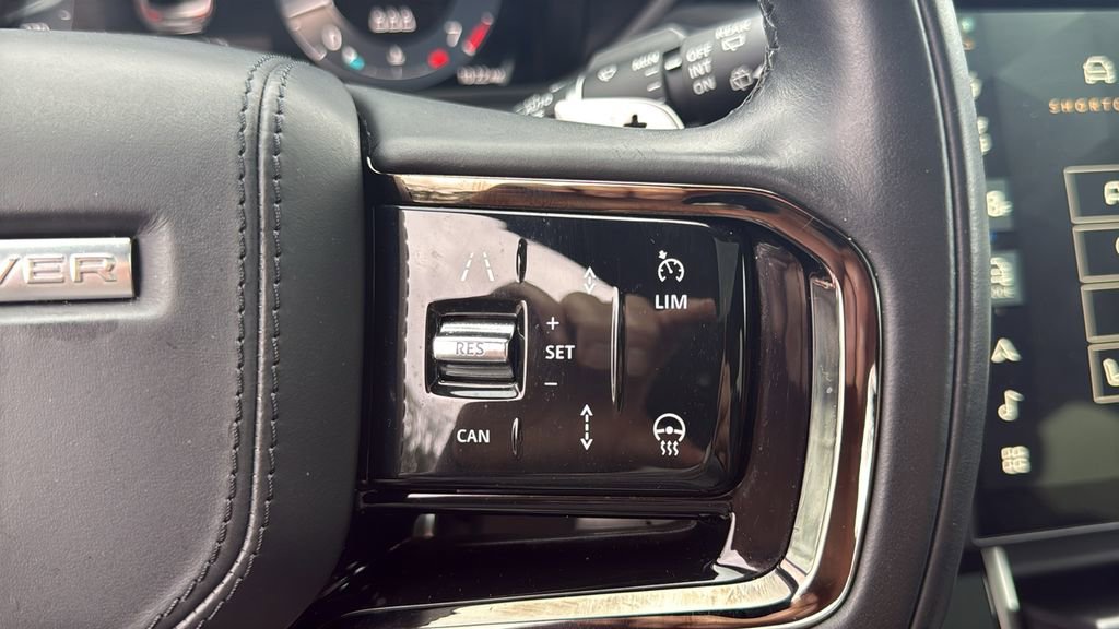 Used 2024 Land Rover Range Rover Velar Dynamic SE image 24