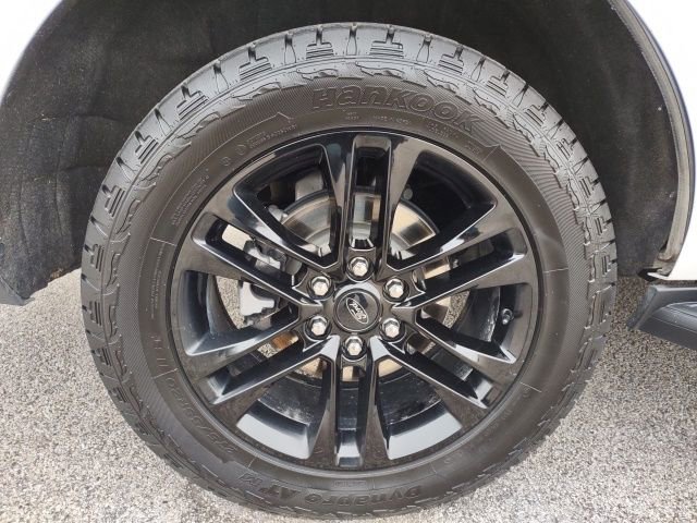 Used 2022 Ford Expedition XLT AWD/4WD image 30