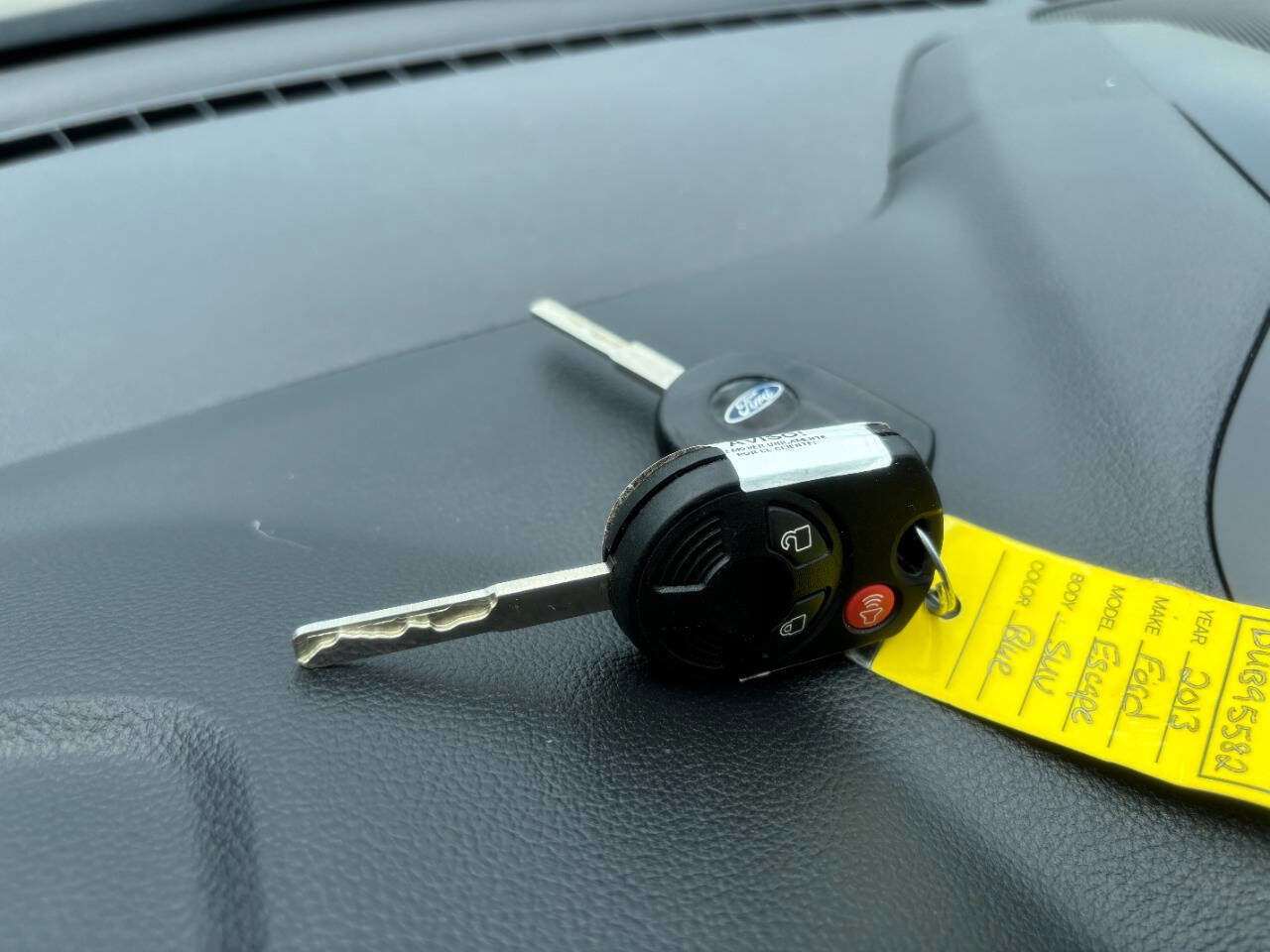 Used 2013 Ford Escape SE image 28