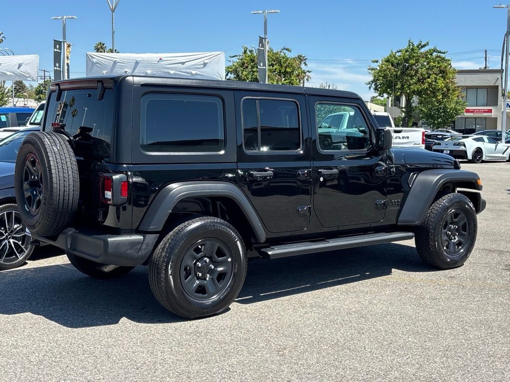 Used 2022 Jeep Wrangler Unlimited Sport image 4