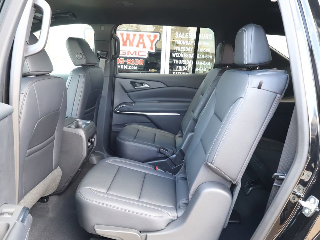 New 2026 Chevrolet Traverse LT w/ Midnight/Sport Edition image 25