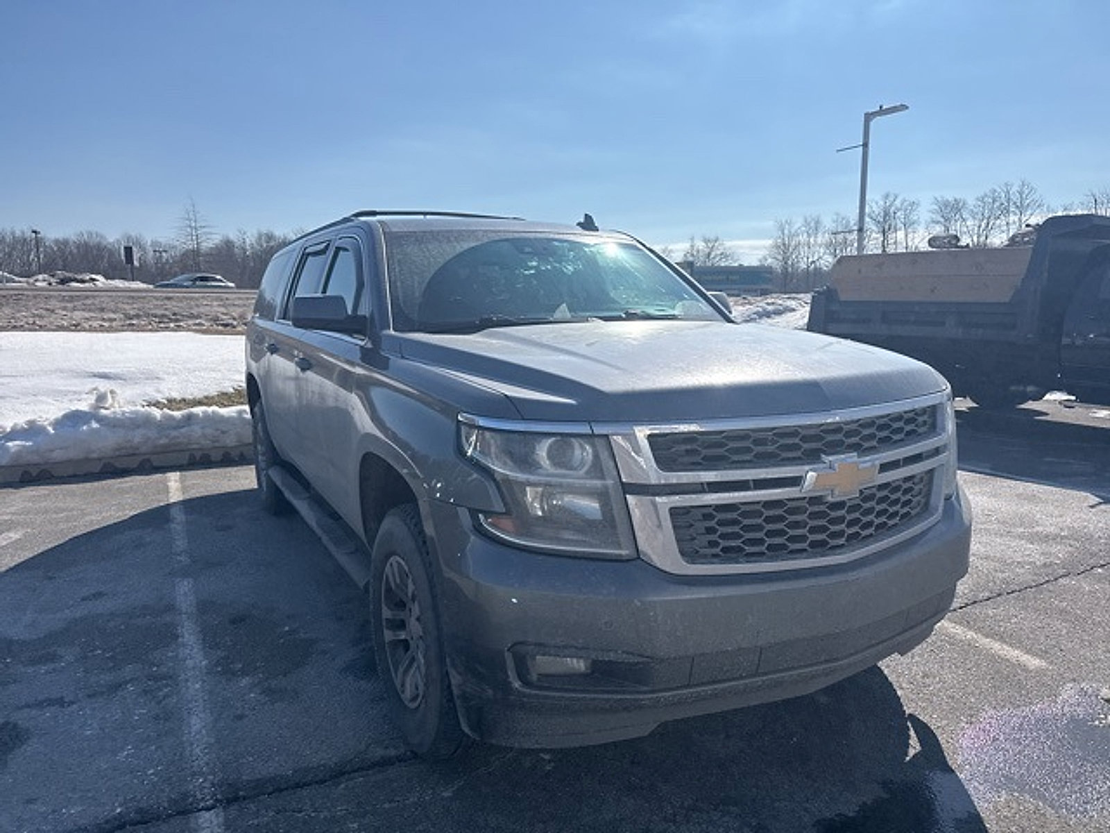 Used 2018 Chevrolet Suburban LT image 12