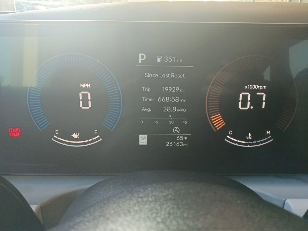 Used 2025 Hyundai Tucson SEL image 2