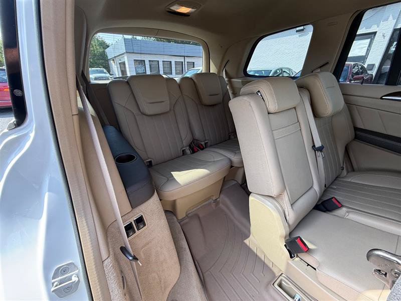 Used 2015 Mercedes-Benz GL 450 4MATIC image 30