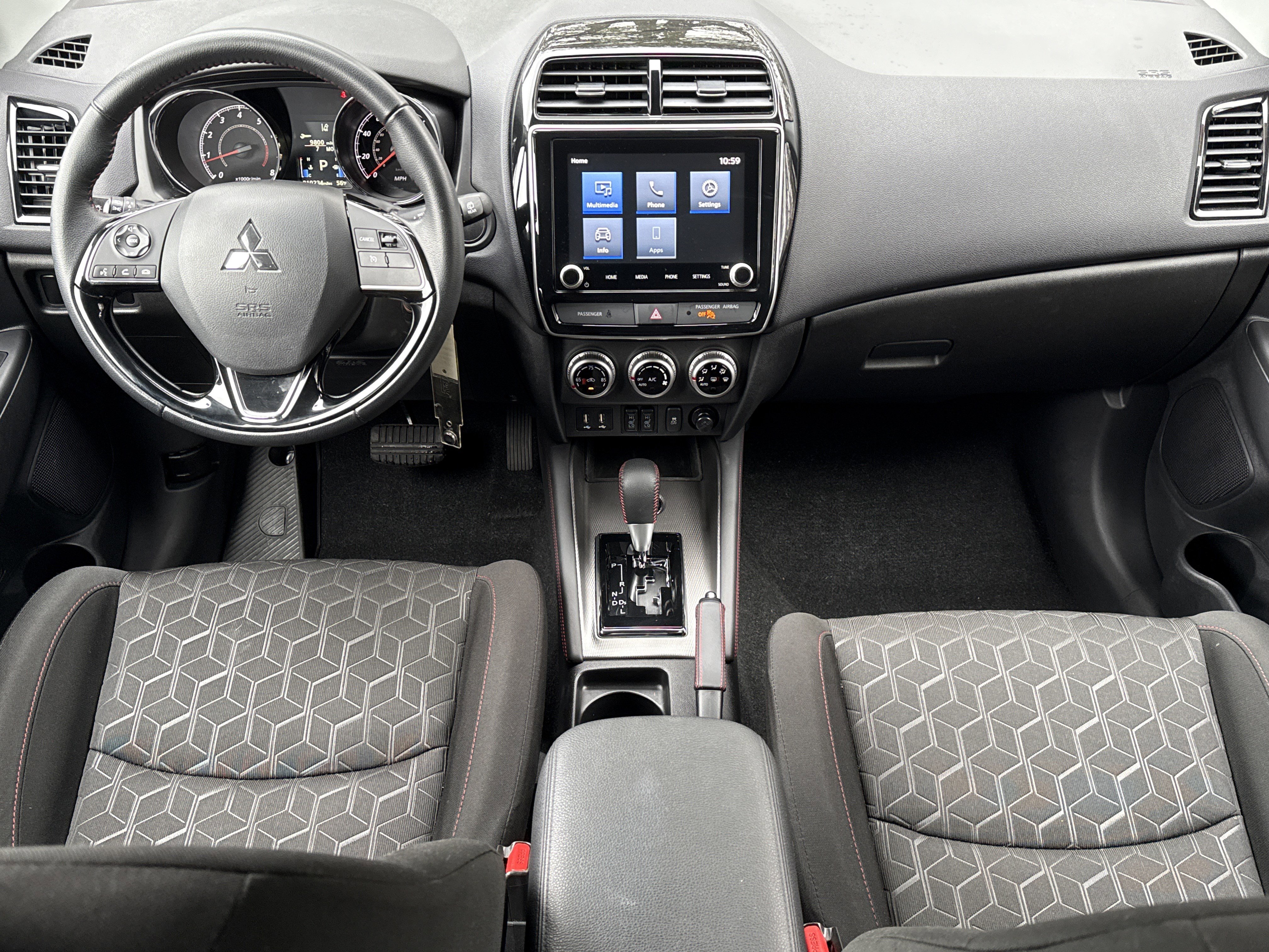 Used 2024 Mitsubishi Outlander Sport LE image 29