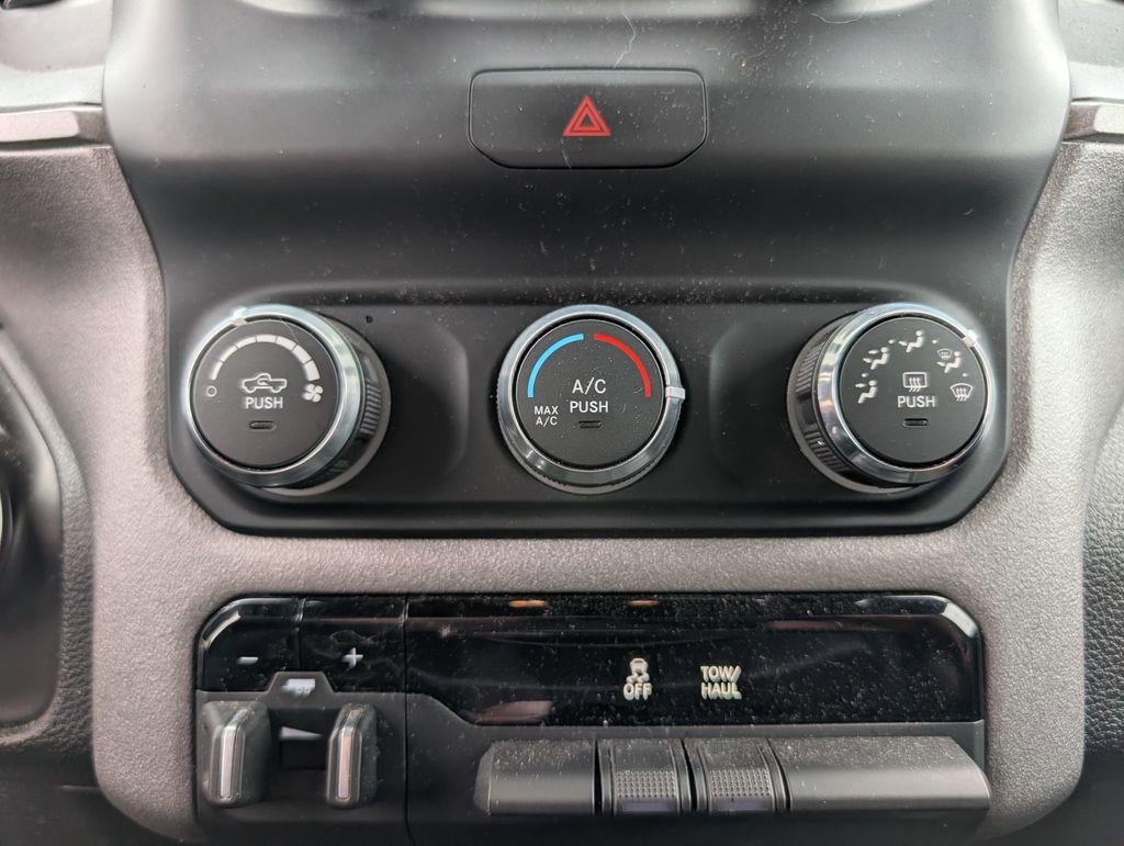 Used 2022 RAM 3500 Tradesman image 17