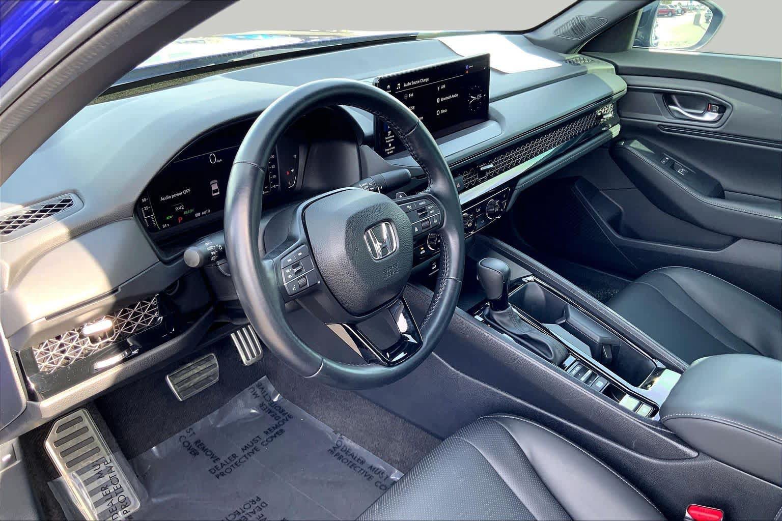 Used 2024 Honda Accord Sport image 17