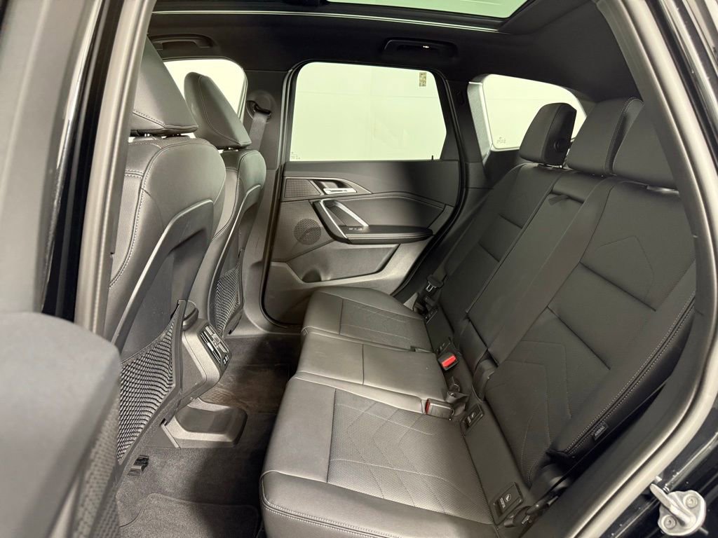 Used 2023 BMW X1 xDrive28i image 17