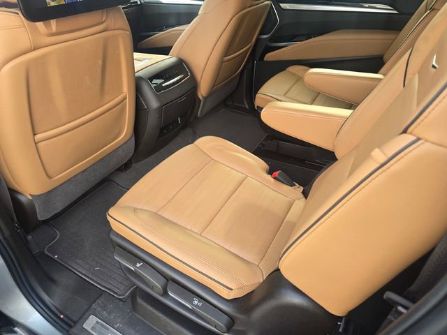 Used 2025 Cadillac Escalade ESV Premium Luxury w/ Touring Package RWD image 15