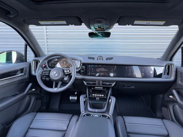 New 2025 Porsche Cayenne Turbo image 22
