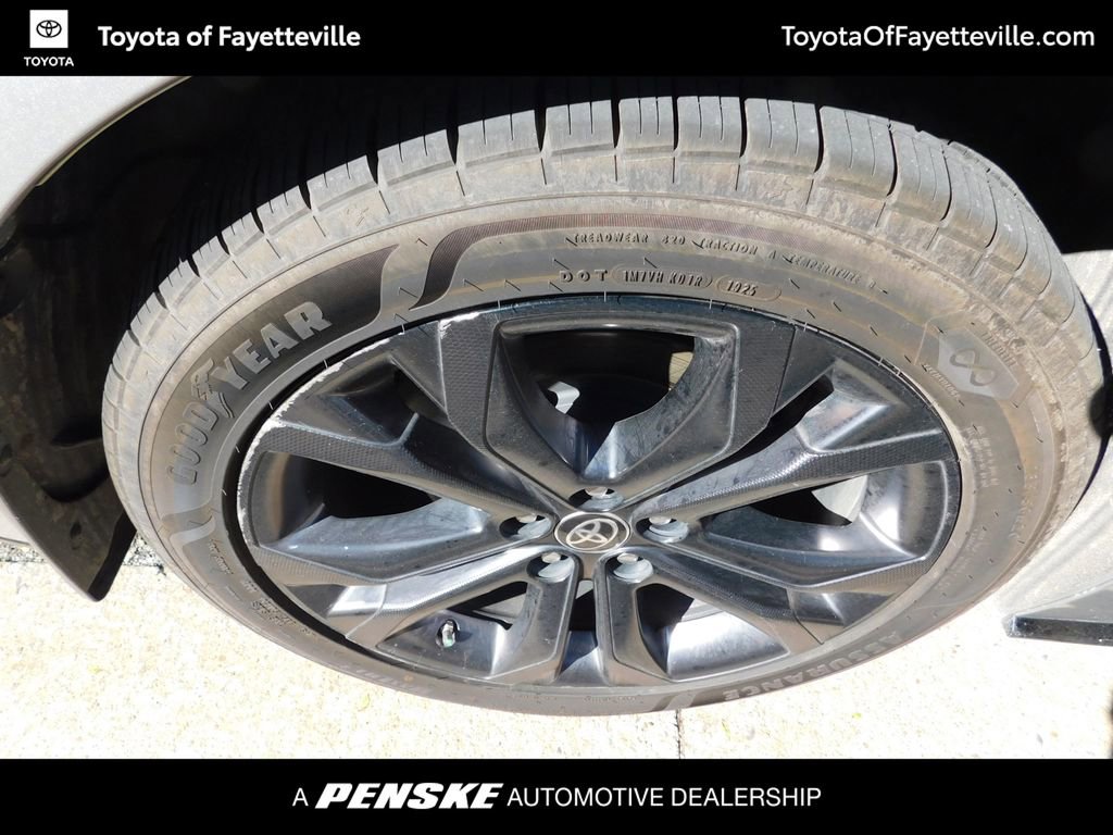 Certified 2023 Toyota Sienna XSE image 8