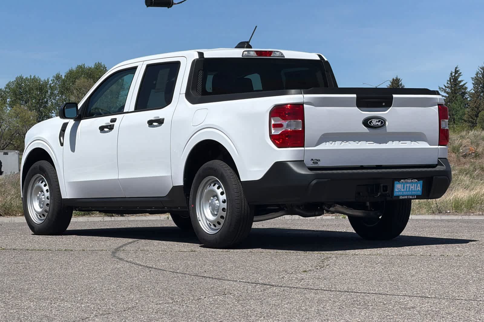 New 2026 Ford Maverick XL AWD/4WD image 13