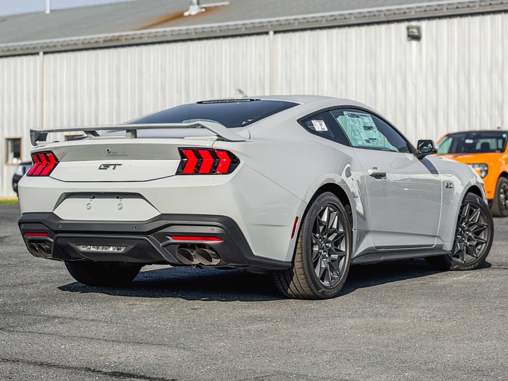 New 2026 Ford Mustang GT Premium w/ GT Performance Package RWD image 5