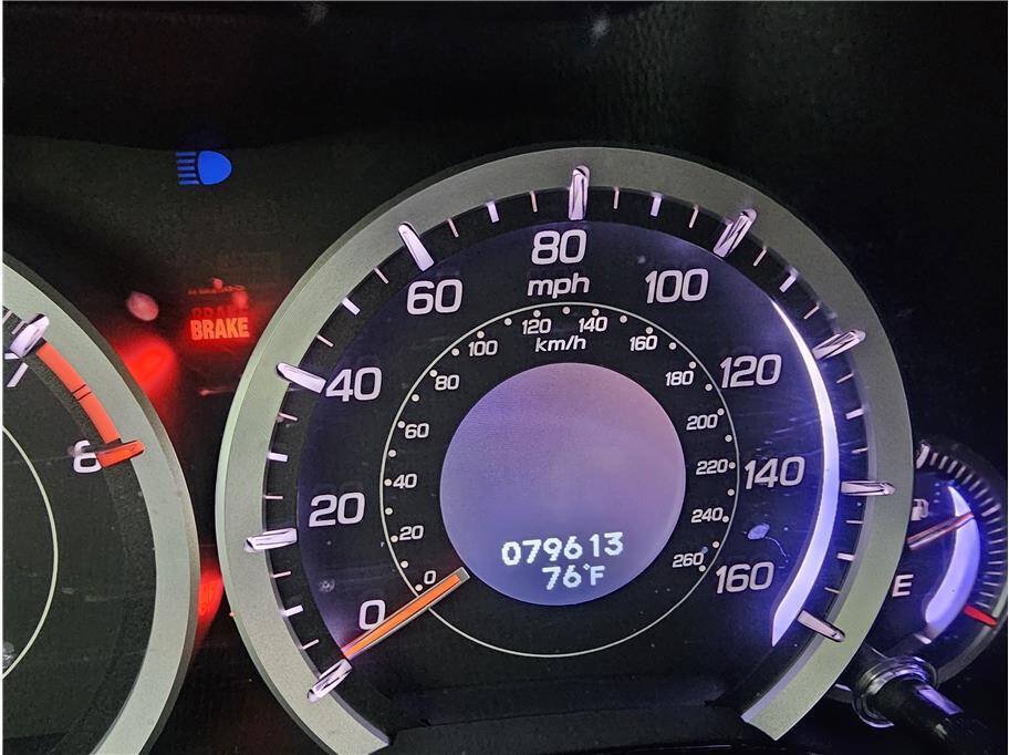 Used 2011 Acura TSX w/ Technology Package FWD image 16