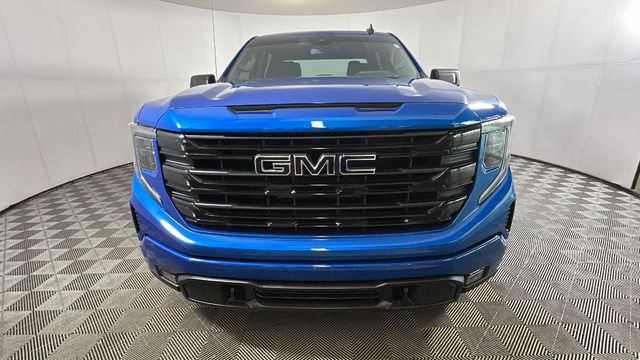 Used 2022 GMC Sierra 1500 Elevation AWD/4WD image 7