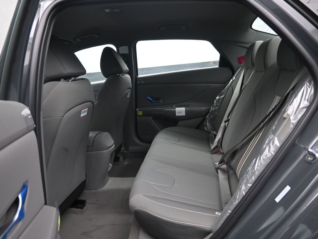 New 2025 Hyundai Elantra Sport image 29