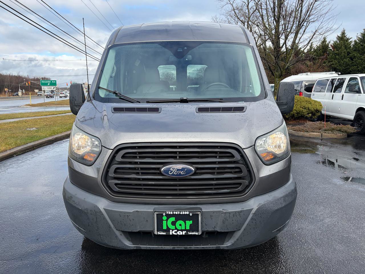 Used 2015 Ford Transit 350 XL RWD image 5