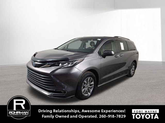 Used 2022 Toyota Sienna XLE w/ XLE Plus Package
