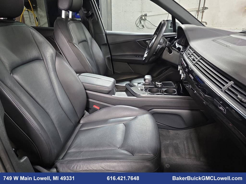 Used 2017 Audi Q7 3.0T Premium Plus w/ Premium Plus Package image 10
