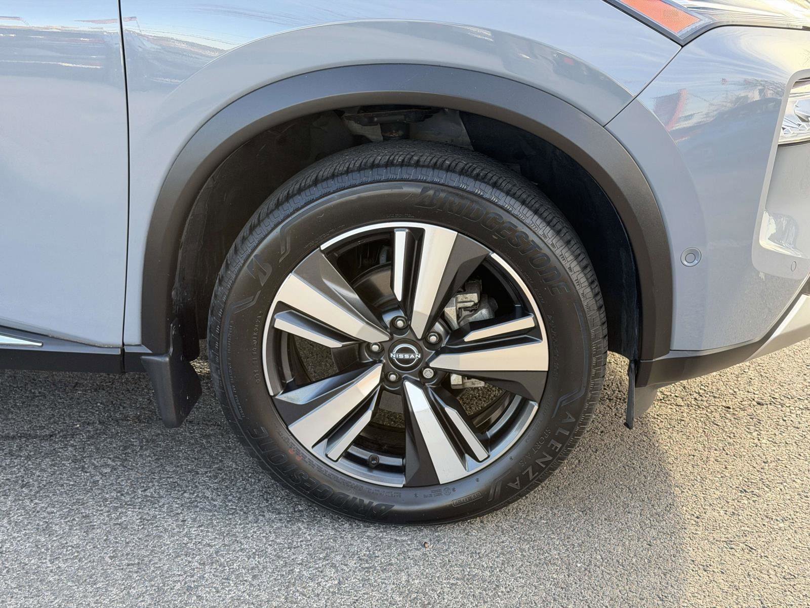 Used 2022 Nissan Rogue Platinum w/ Head-Up Display Package image 10