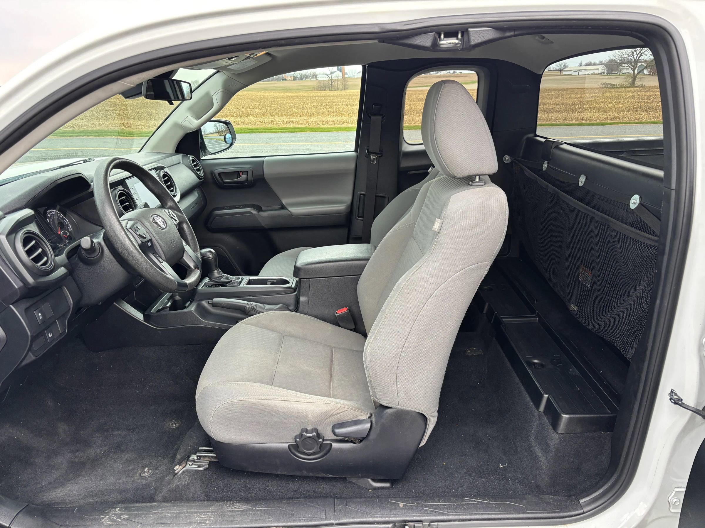 Used 2020 Toyota Tacoma SR image 12
