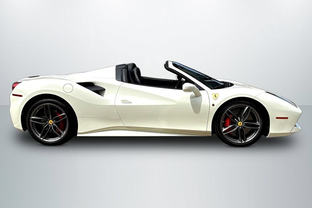 Used 2018 Ferrari 488 Spider RWD image 4