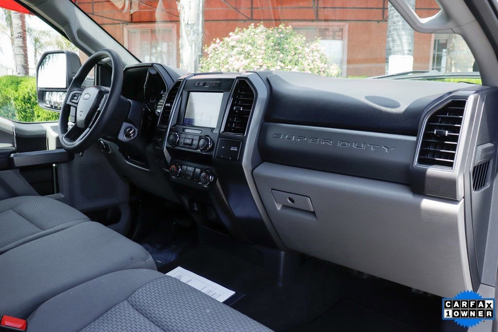 Used 2022 Ford F550 2WD Regular Cab Super Duty w/ XLT Value Package image 39