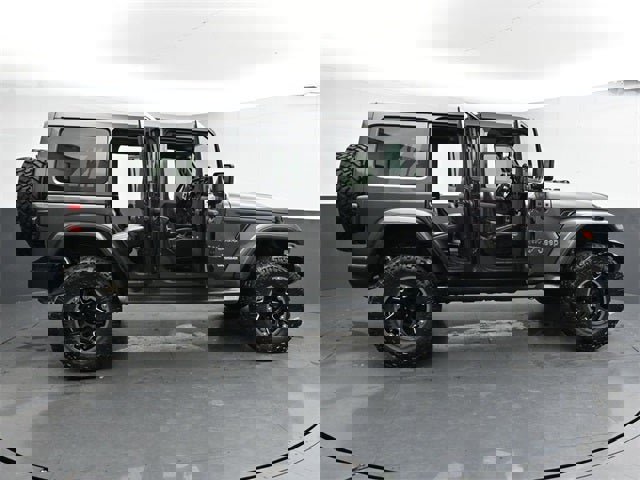 Used 2021 Jeep Wrangler Unlimited Sahara image 34