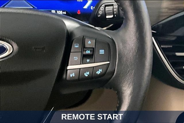 Used 2020 Ford Escape Titanium w/ Titanium Premium Package 2.0 AWD/4WD image 16