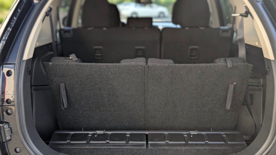 Used 2020 Mitsubishi Outlander ES FWD image 28