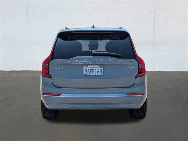 Used 2025 Volvo XC90 T8 Ultra w/ Protection Package Premier image 4