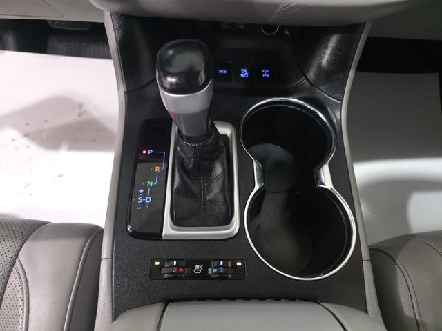 Used 2018 Toyota Highlander Limited AWD/4WD image 21