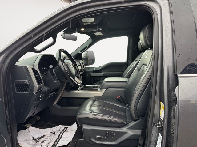 Used 2022 Ford F350 Platinum w/ FX4 Off-Road Package AWD/4WD image 11
