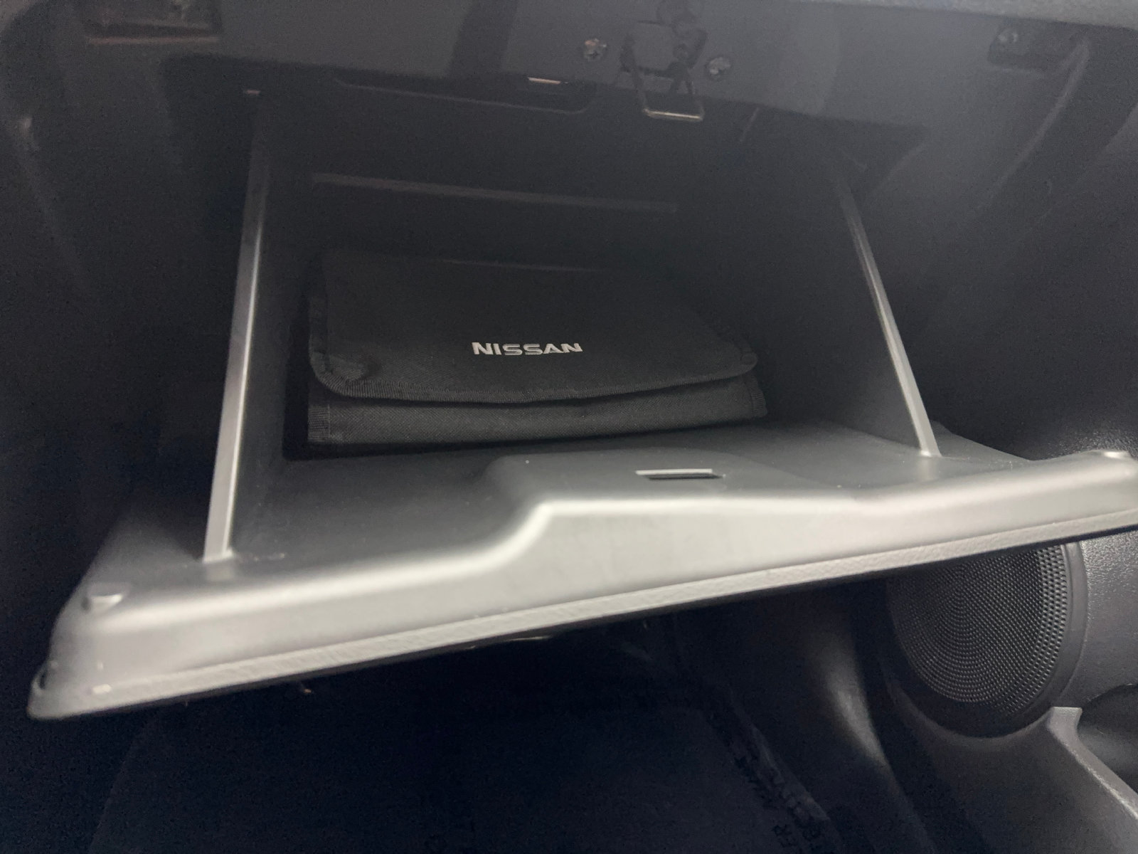 Used 2019 Nissan Kicks SR w/ Exterior Package FWD image 18