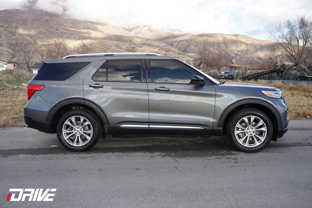 Used 2023 Ford Explorer Limited image 11