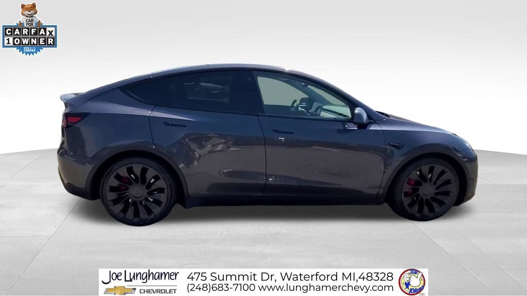 Used 2022 Tesla Model Y Performance AWD/4WD image 9