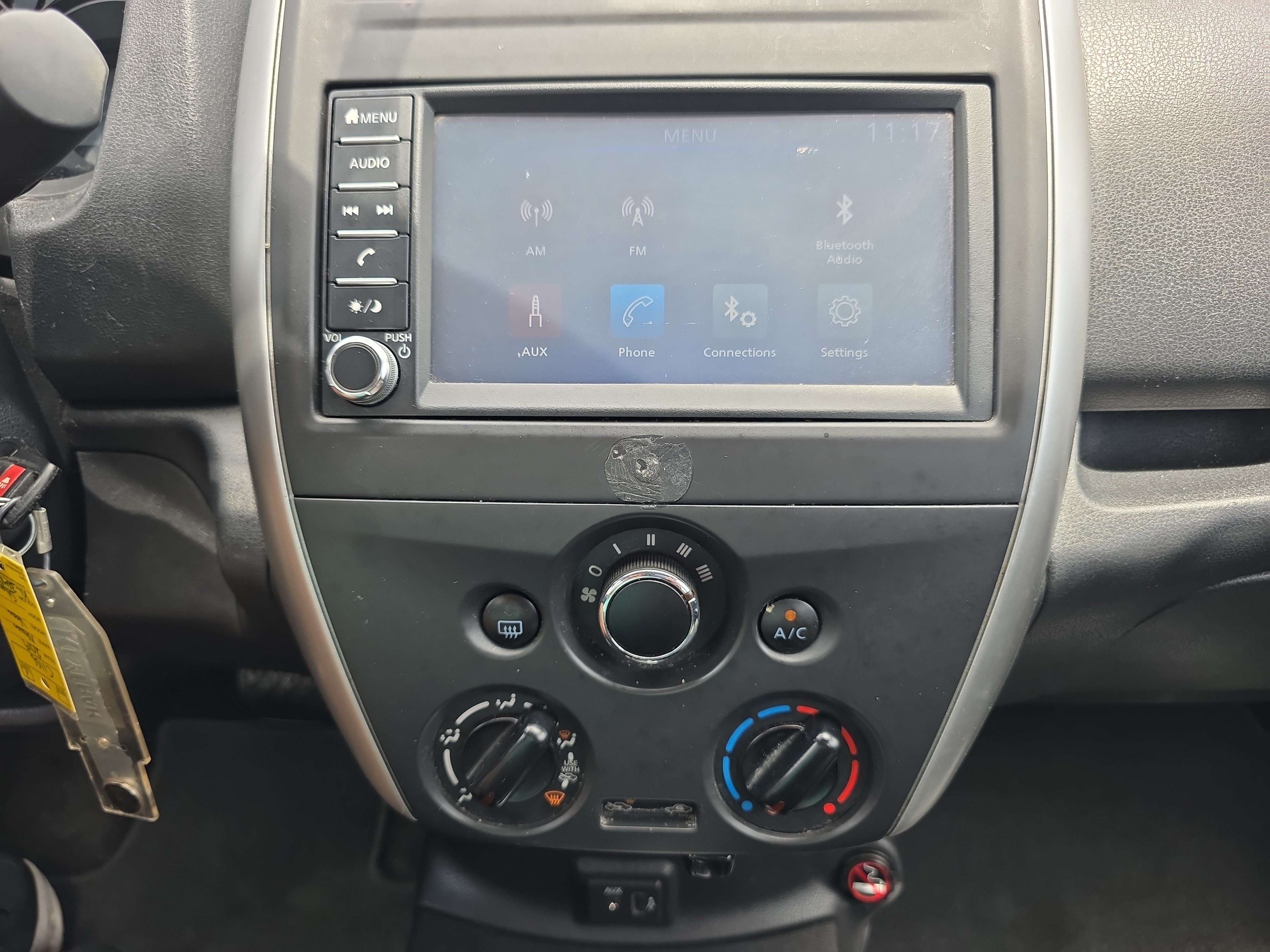 Used 2019 Nissan Versa Note SV FWD image 22